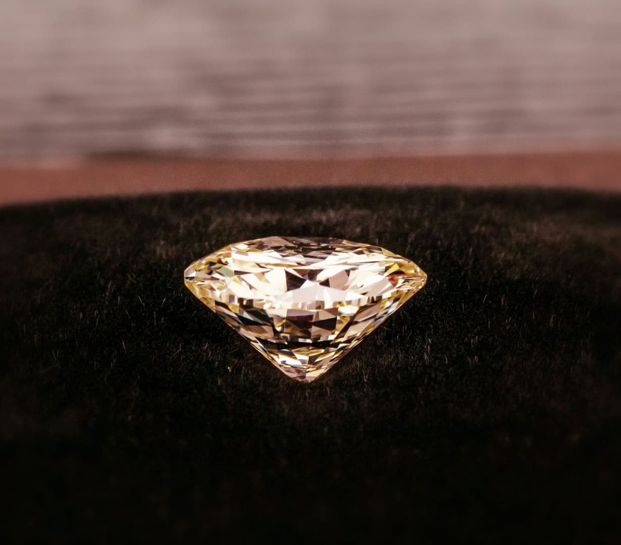 イエローダイヤモンドで価値がつきやすいものと買取額について 宝石貴金属専門店 オージュ 株式会社 湘南 I イエローダイヤモンドで価値がつきやすいものと買取額について 宝石貴金属専門店 オージュ 株式会社 湘南 I